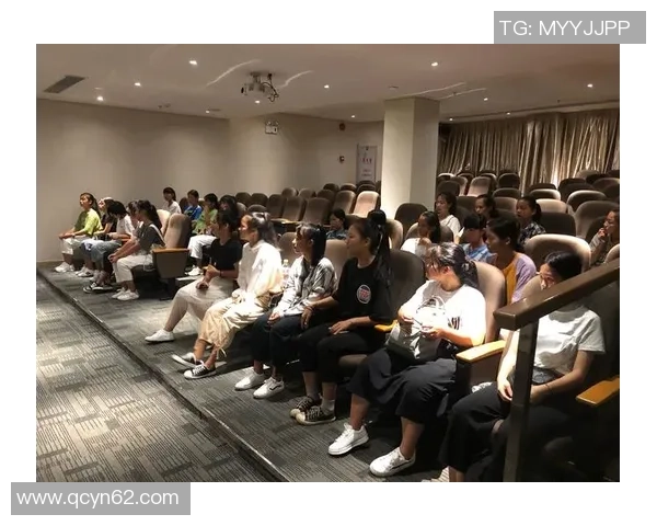 专访羽毛球女将刘芳揭秘她成功背后的努力与坚持
