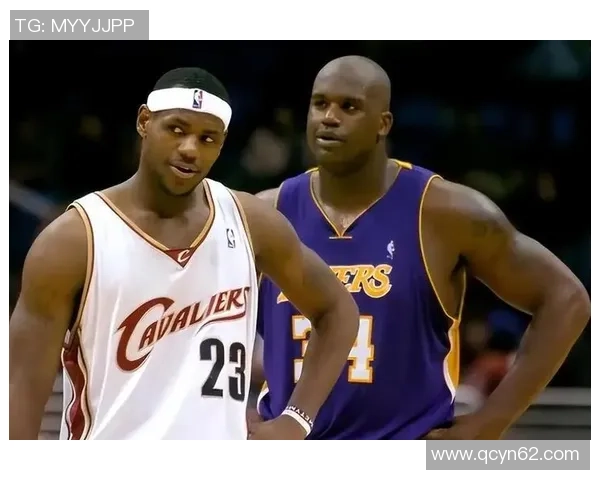 世界著名足球明星身材特点与训练方法的深入分析与探讨 世界著名足球明星身材特点与训练方法的深入分析与探讨