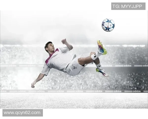 足球明星七冠王荣耀时刻回顾与精彩瞬间分享 足球明星七冠王荣耀时刻回顾与精彩瞬间分享